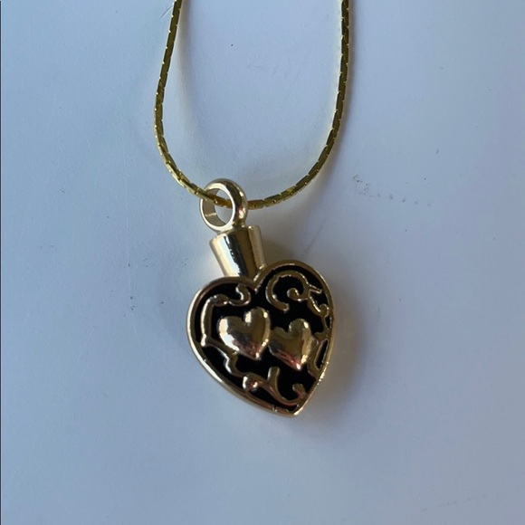 Jewelry - Memorial Urn Pendant Necklace Heart